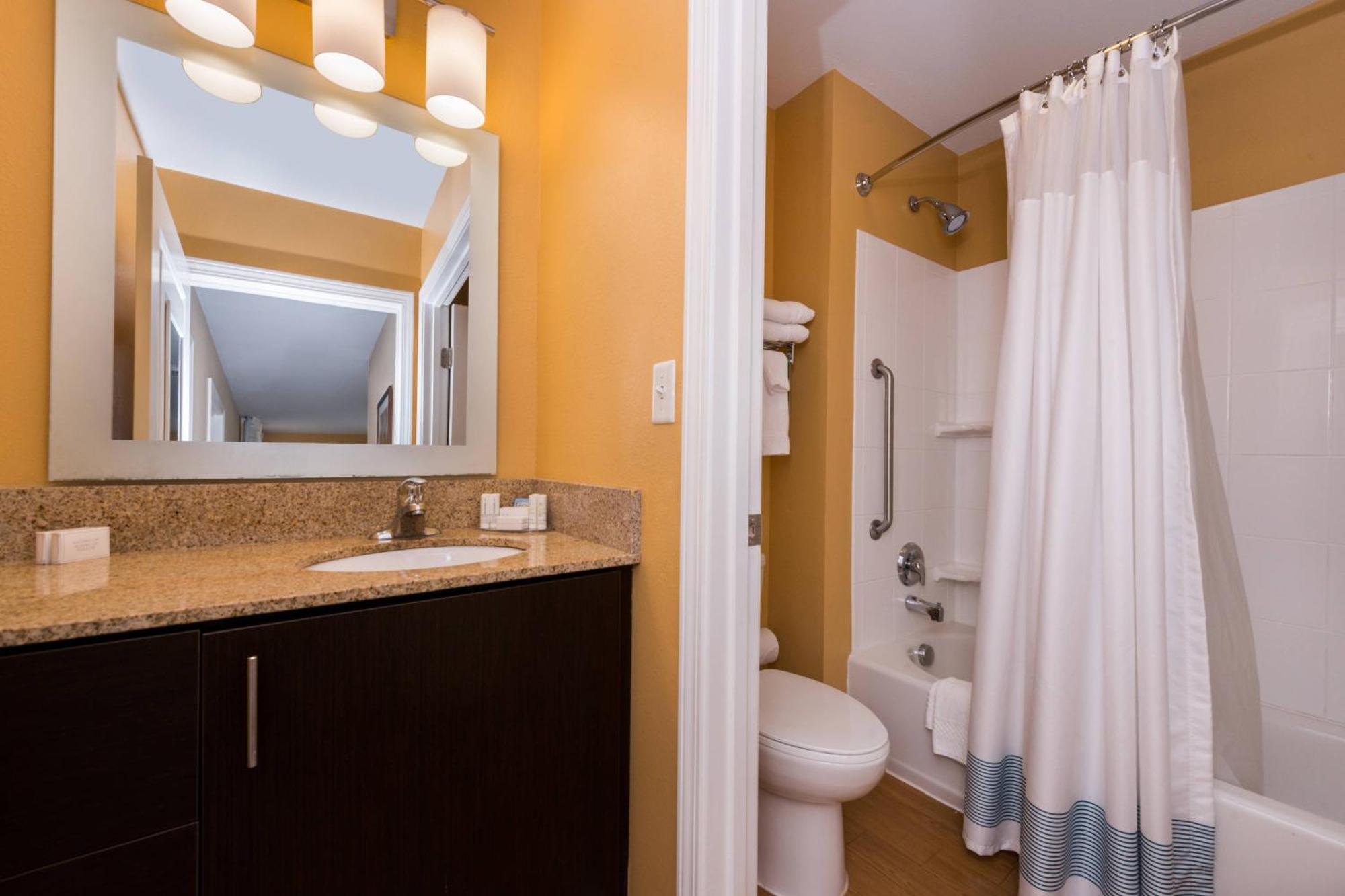 Towneplace Suites Хантингтон Экстерьер фото