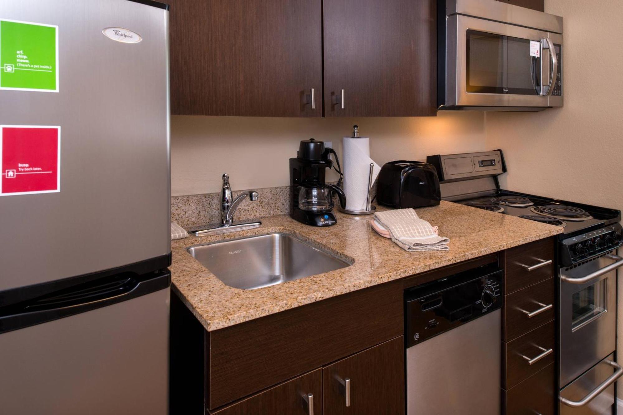 Towneplace Suites Хантингтон Экстерьер фото