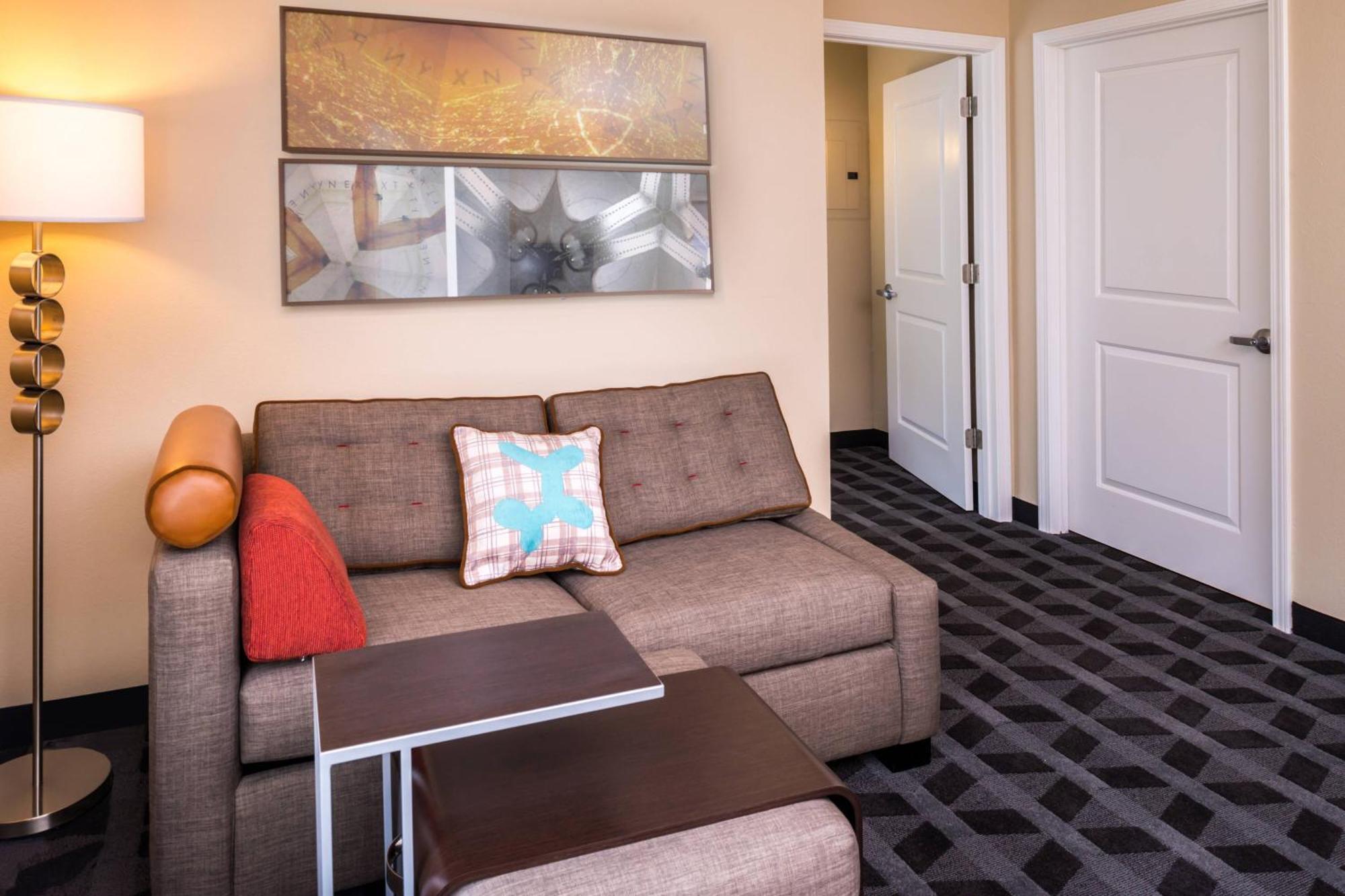 Towneplace Suites Хантингтон Экстерьер фото
