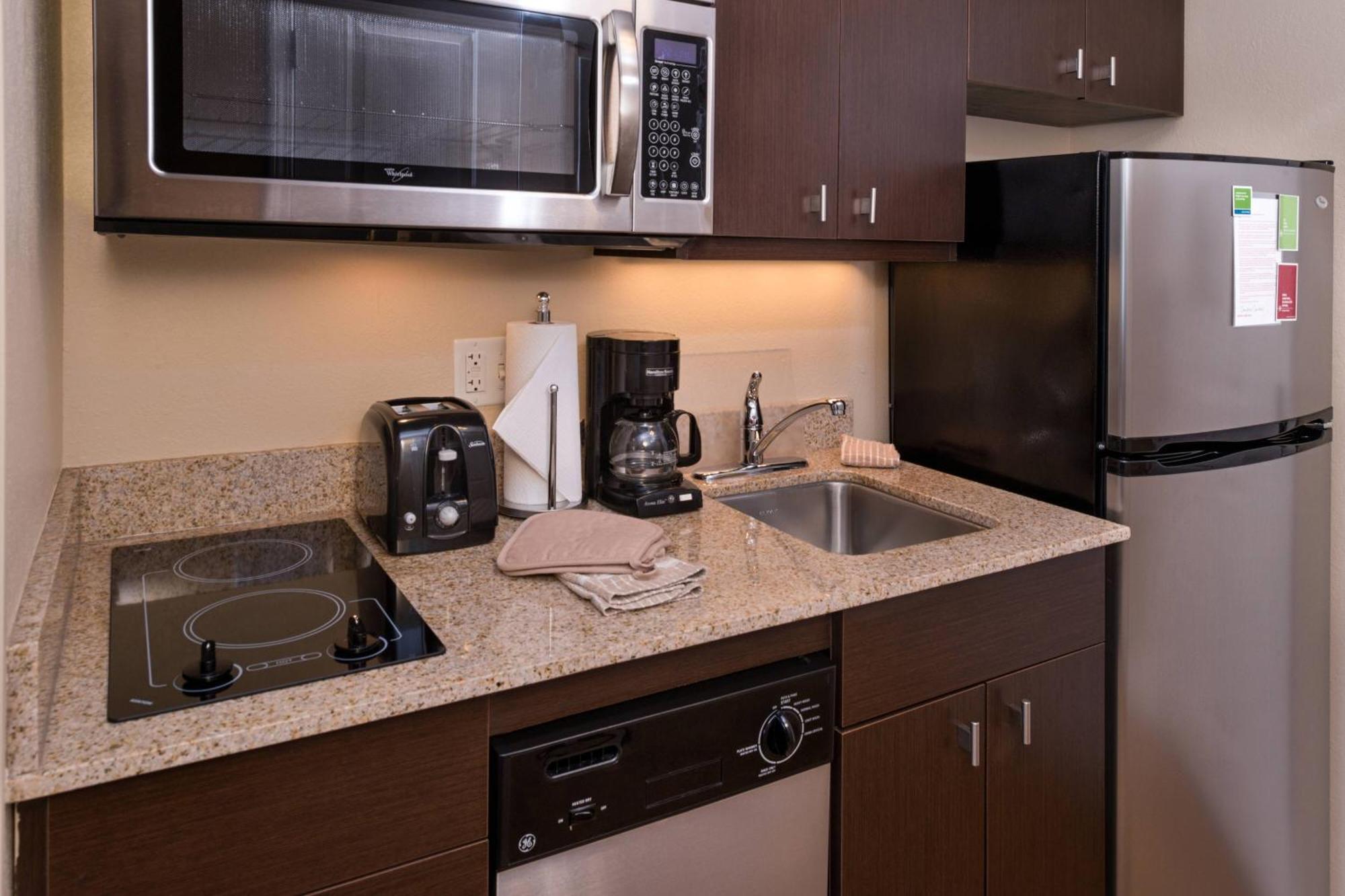 Towneplace Suites Хантингтон Экстерьер фото