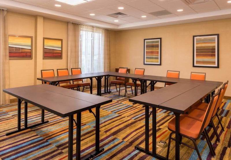 Towneplace Suites Хантингтон Экстерьер фото